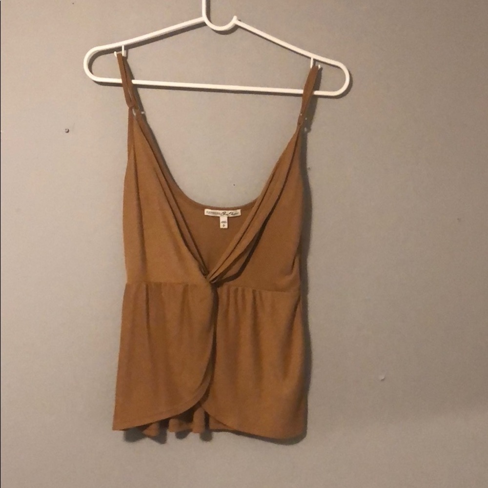 Express Small Camel Top
